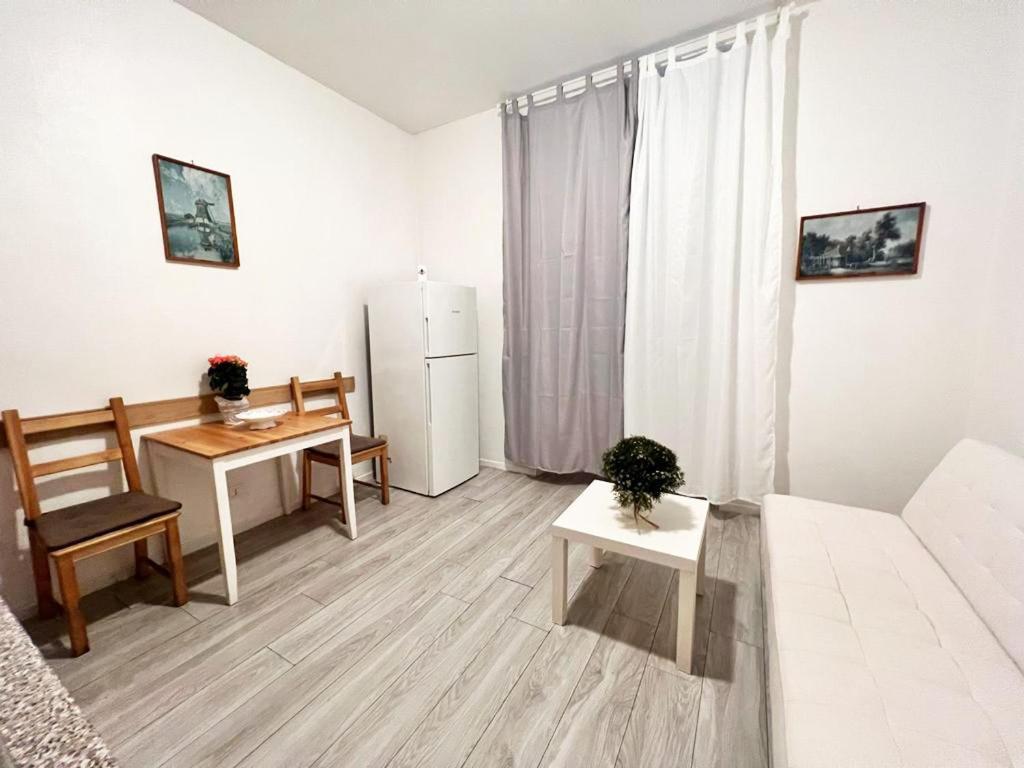Savona Magnifico Sole Mare 150 M Wifi Climatcontrol Διαμέρισμα Εξωτερικό φωτογραφία