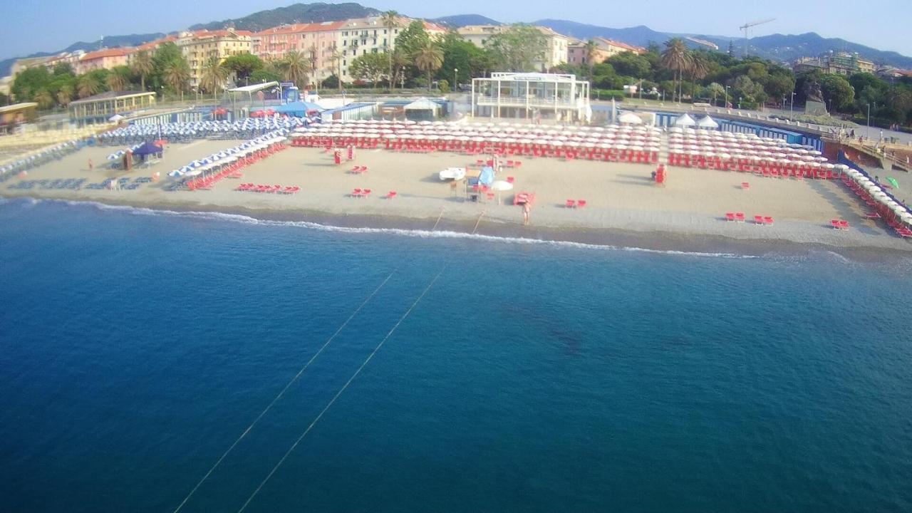 Savona Magnifico Sole Mare 150 M Wifi Climatcontrol Διαμέρισμα Εξωτερικό φωτογραφία